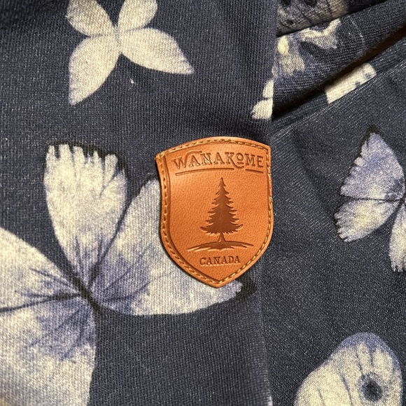Wanakome Into The Wild Butterfly Hoodie, Size Small, Indigo, NWT - Picture 6 of 6